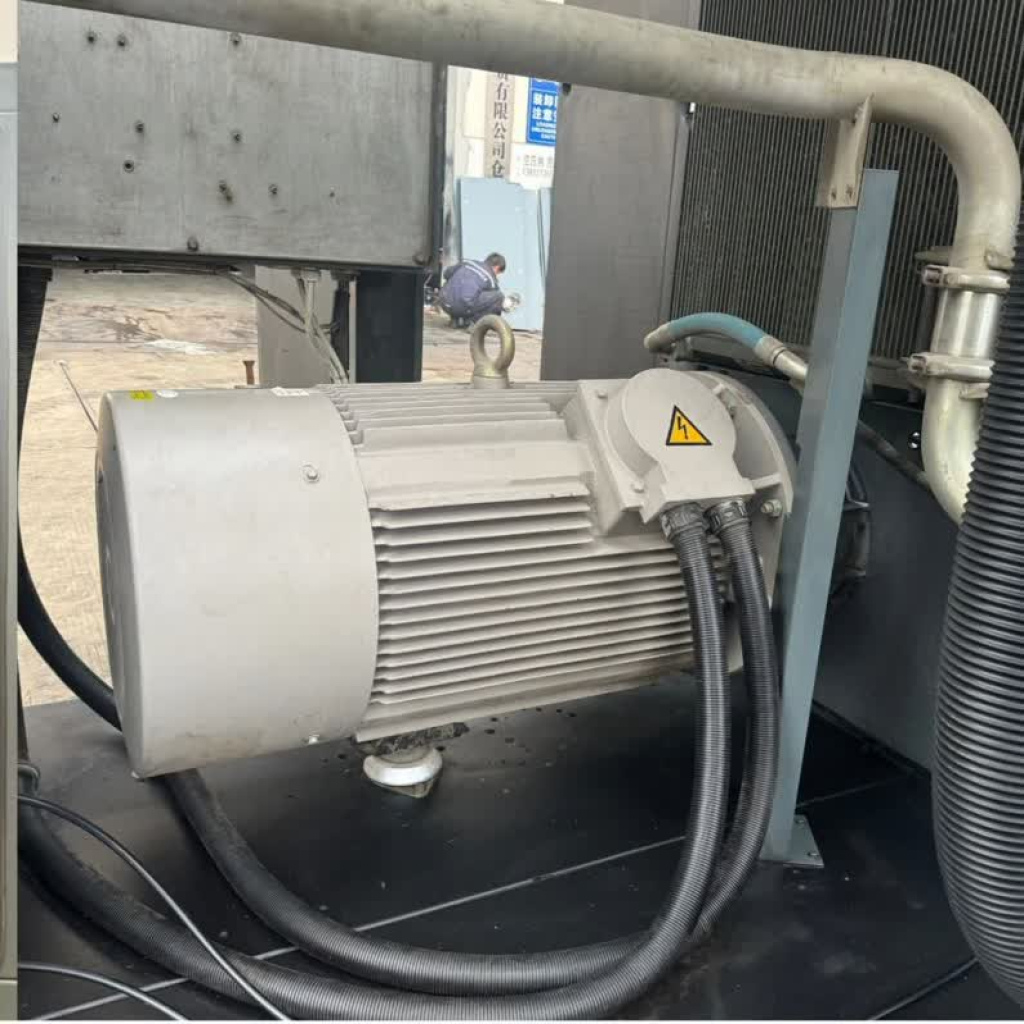 کمپرسور اسکرو اطلس ۱۶۰ کیلو وات